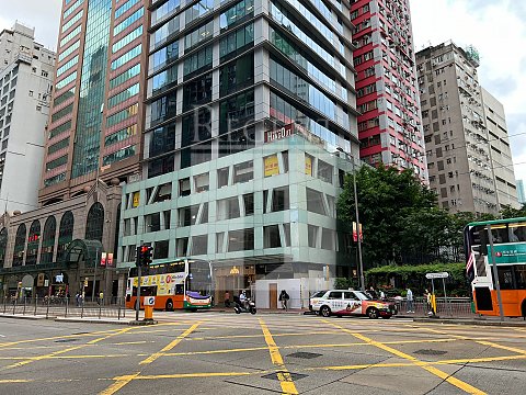 W SQUARE